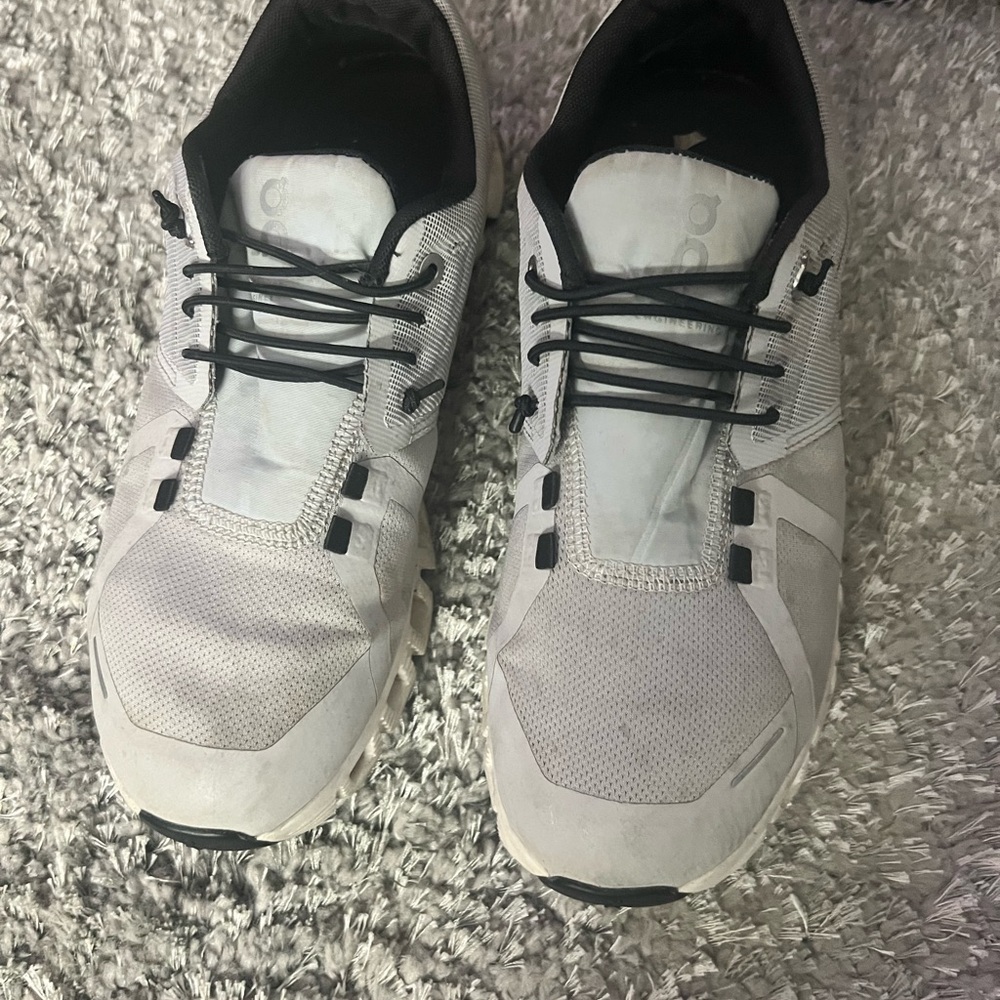 Women's Athletic Shoes in Gray